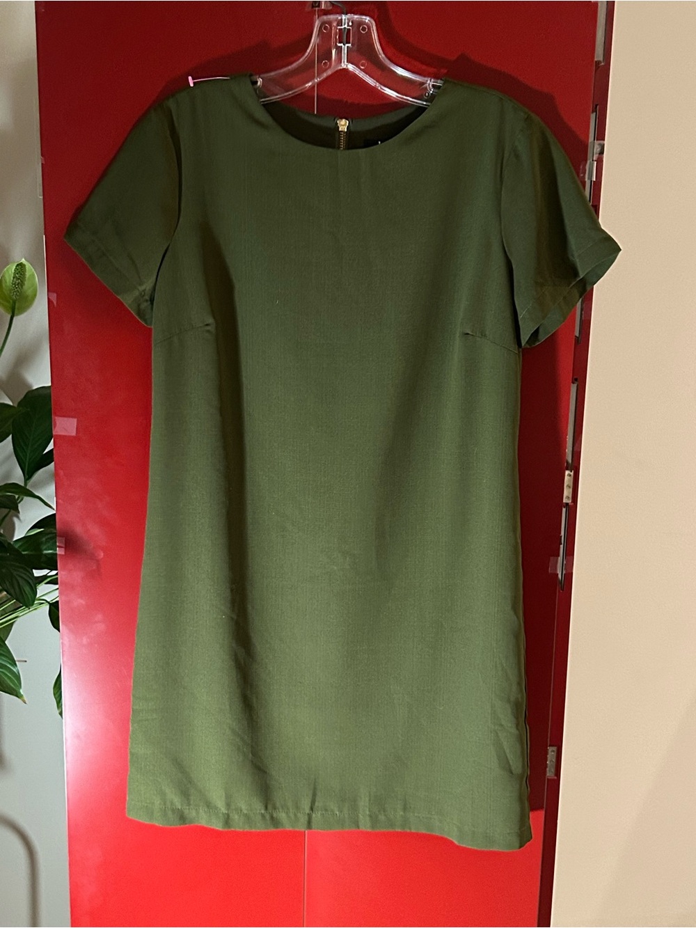 Lulu's Olive Green Short Sleeve Shift Dress size xs